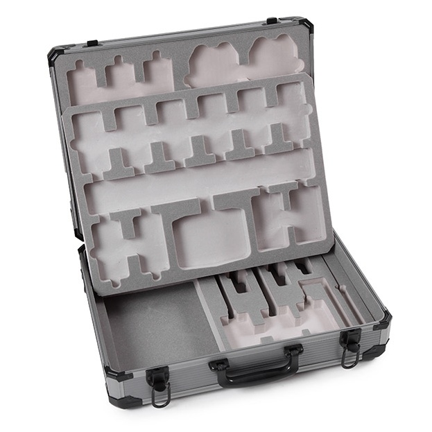 Estuche de transporte de aluminio personalizado.jpg